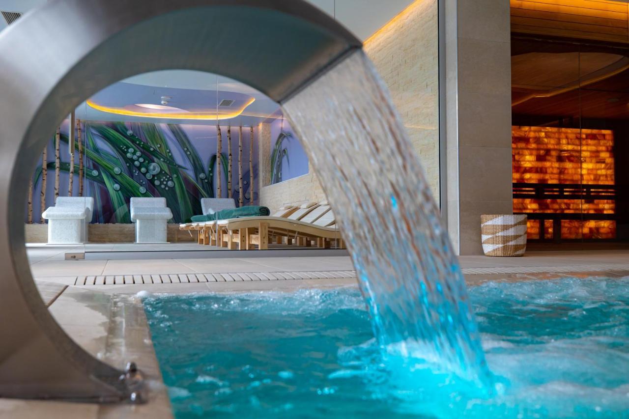 Hotel Belmont & Spa Sinaia Eksteriør billede